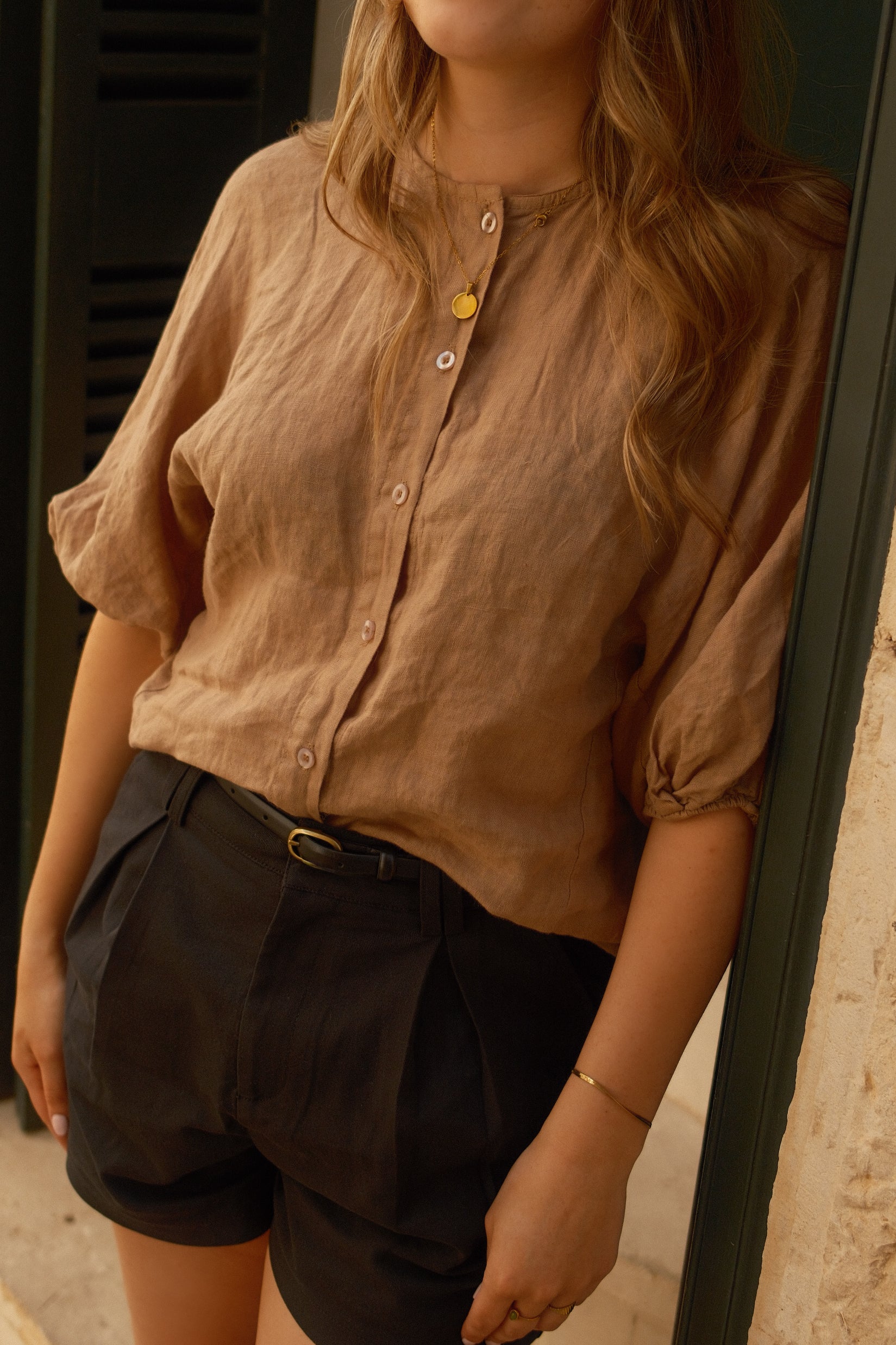 100% LINNEN JUNA SHIRT TAUPE - Image 3