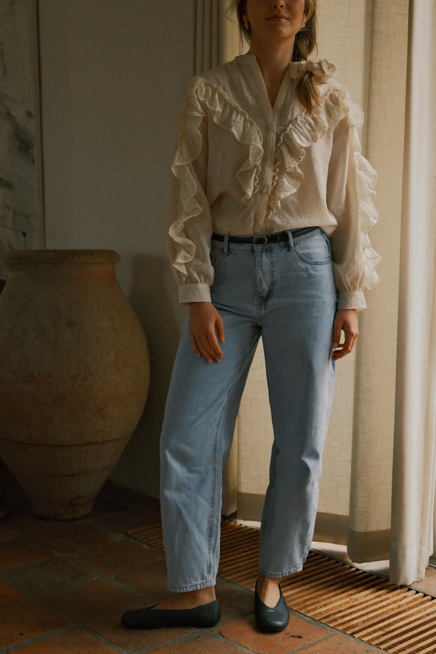 AMÉLIE MID WAIST BARREL JEANS - Image 6