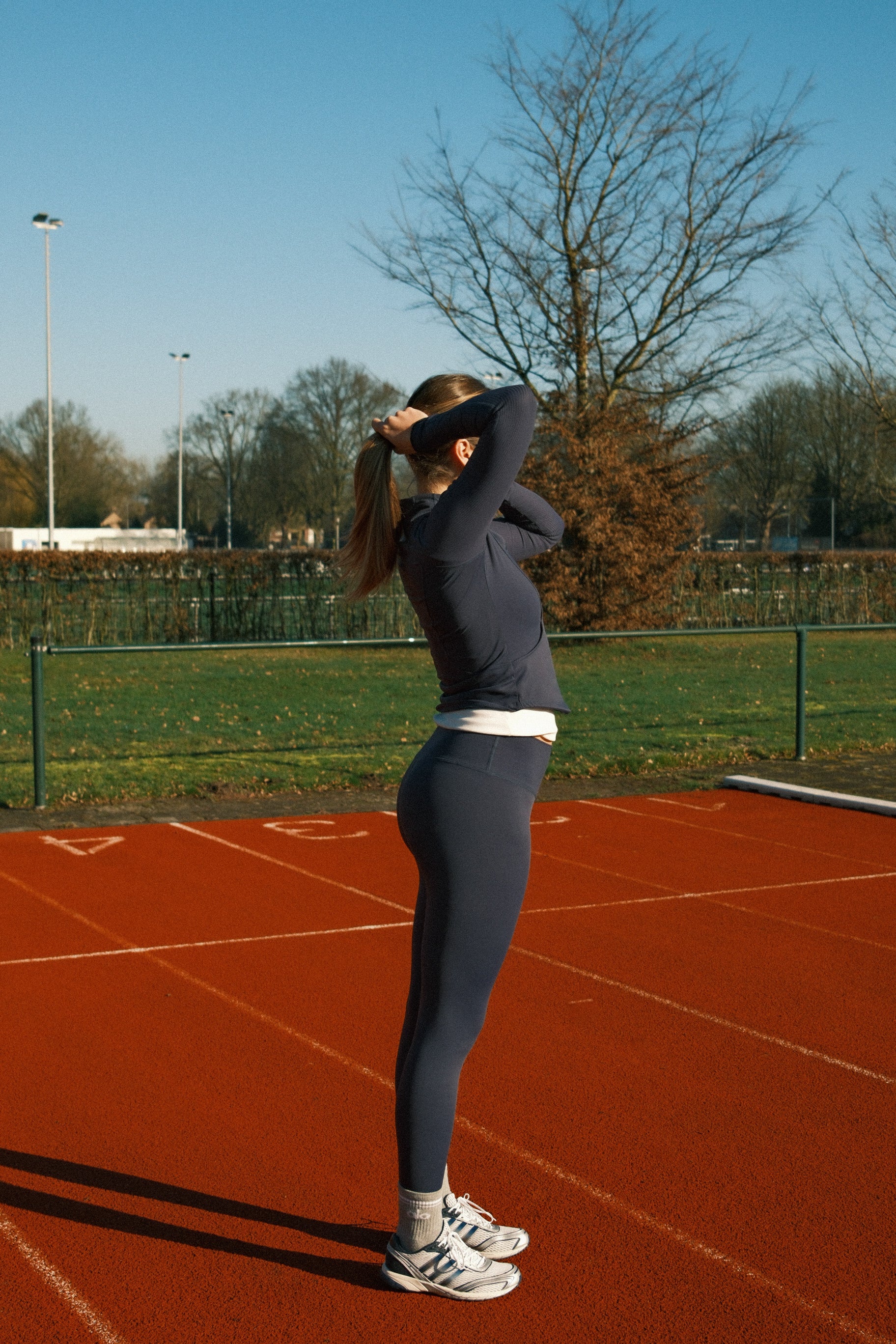 ATELJEE VEST NAVY - Image 14