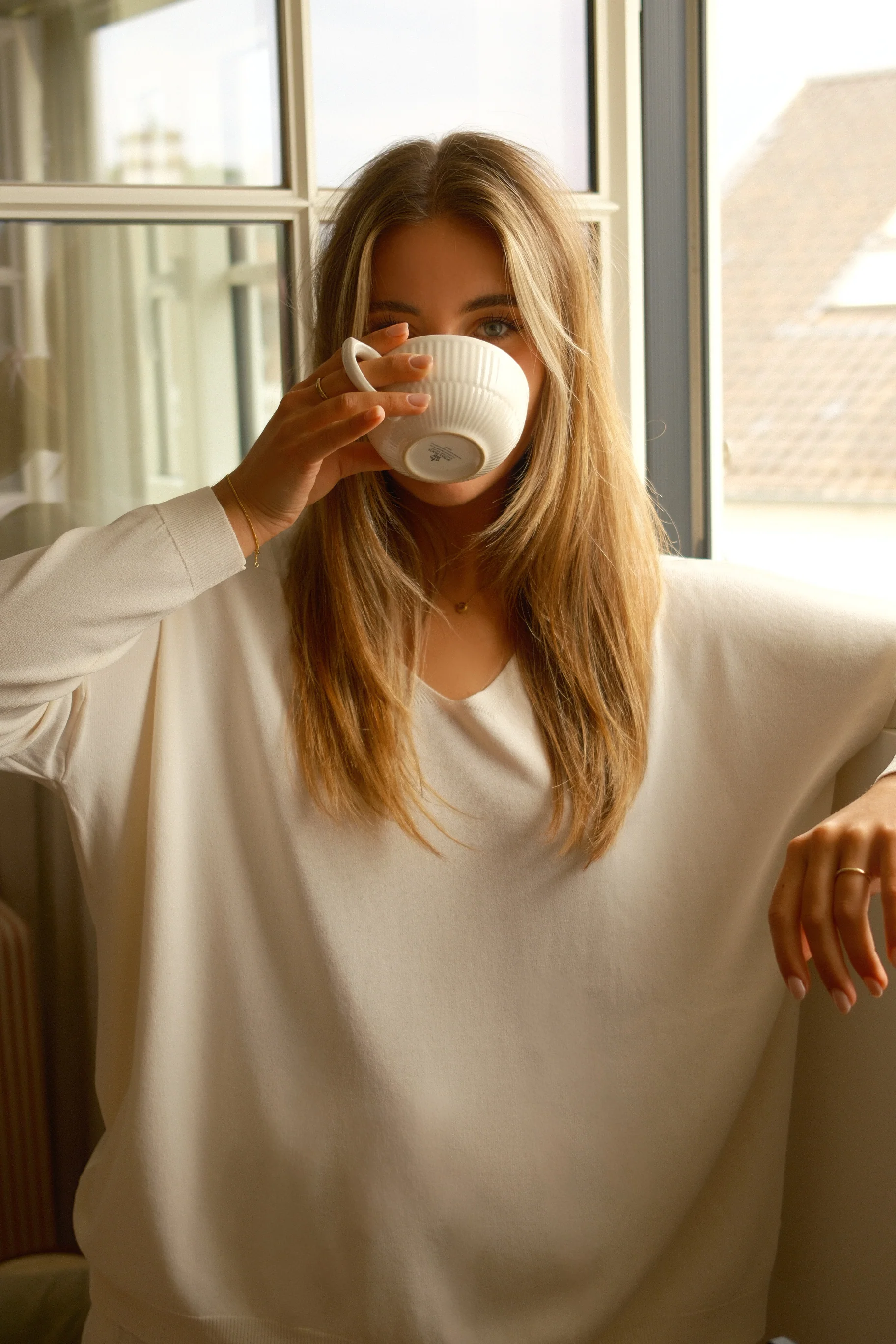 BASIC VNECK PULL ECRU - Image 8