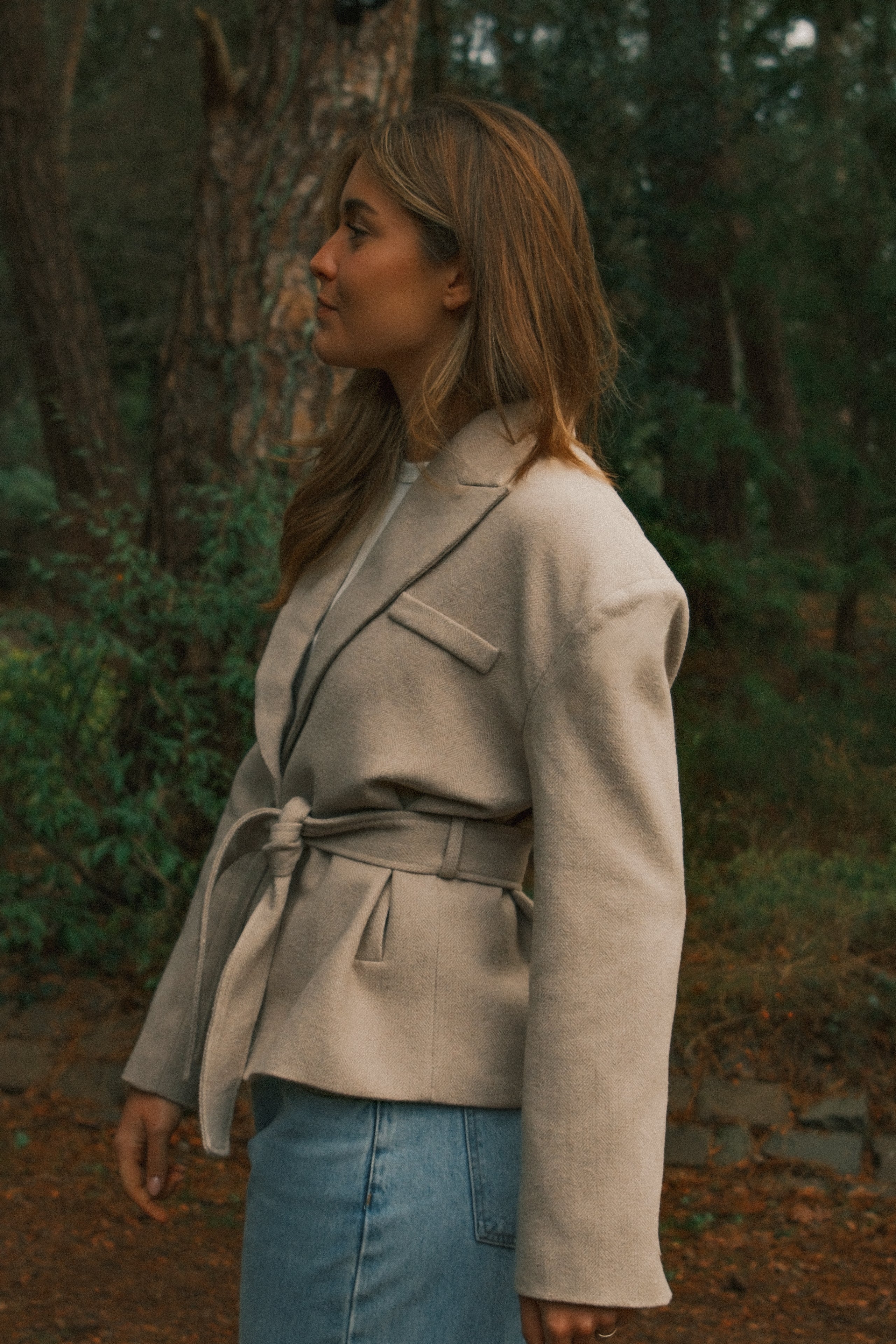 HERRINGBONE BELTED JACKET BEIGE - Image 4