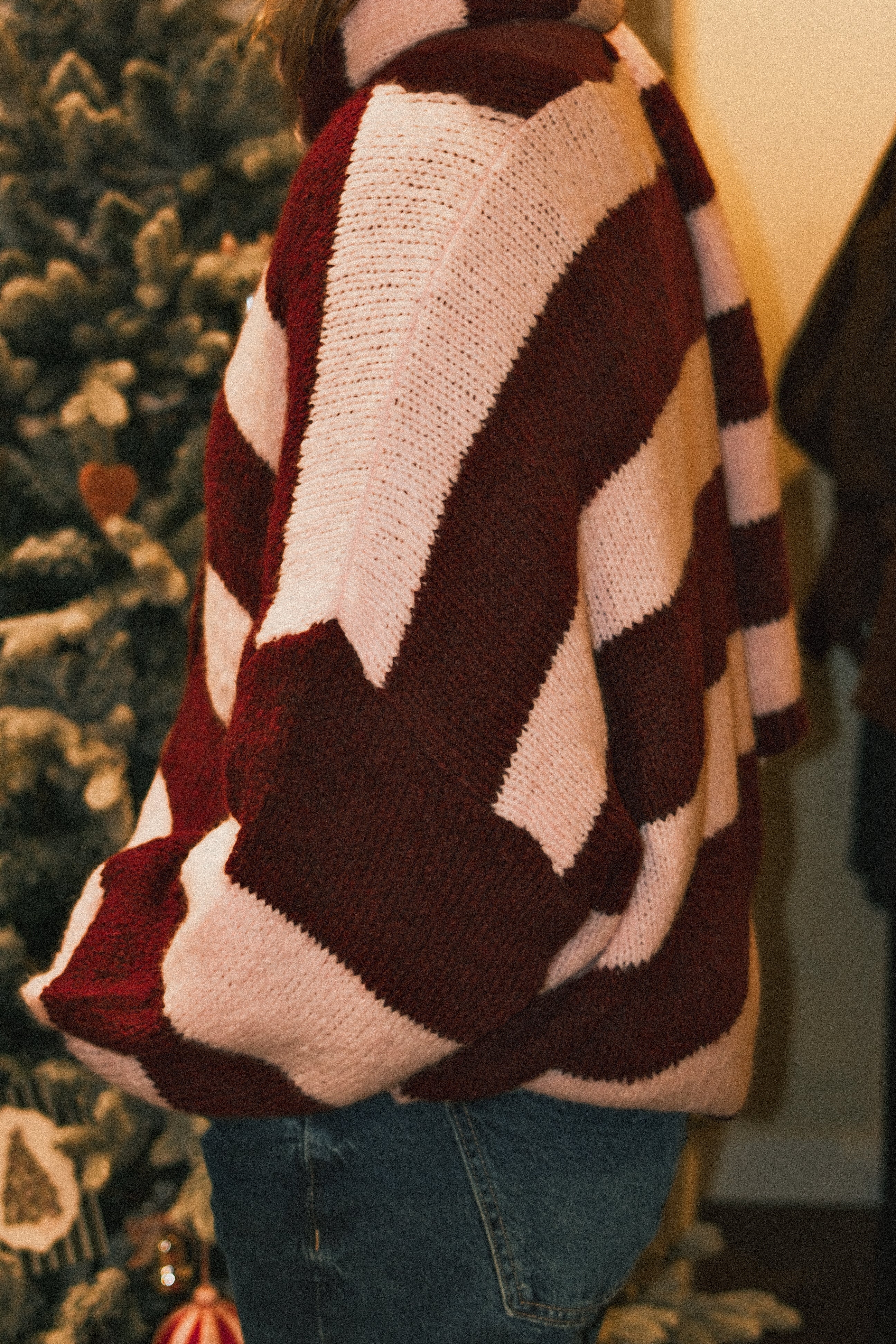 OVERSIZED STRIPED SCARLETT CARDIGAN PINK/BORDEAUX (WITH SCARF) - Image 5