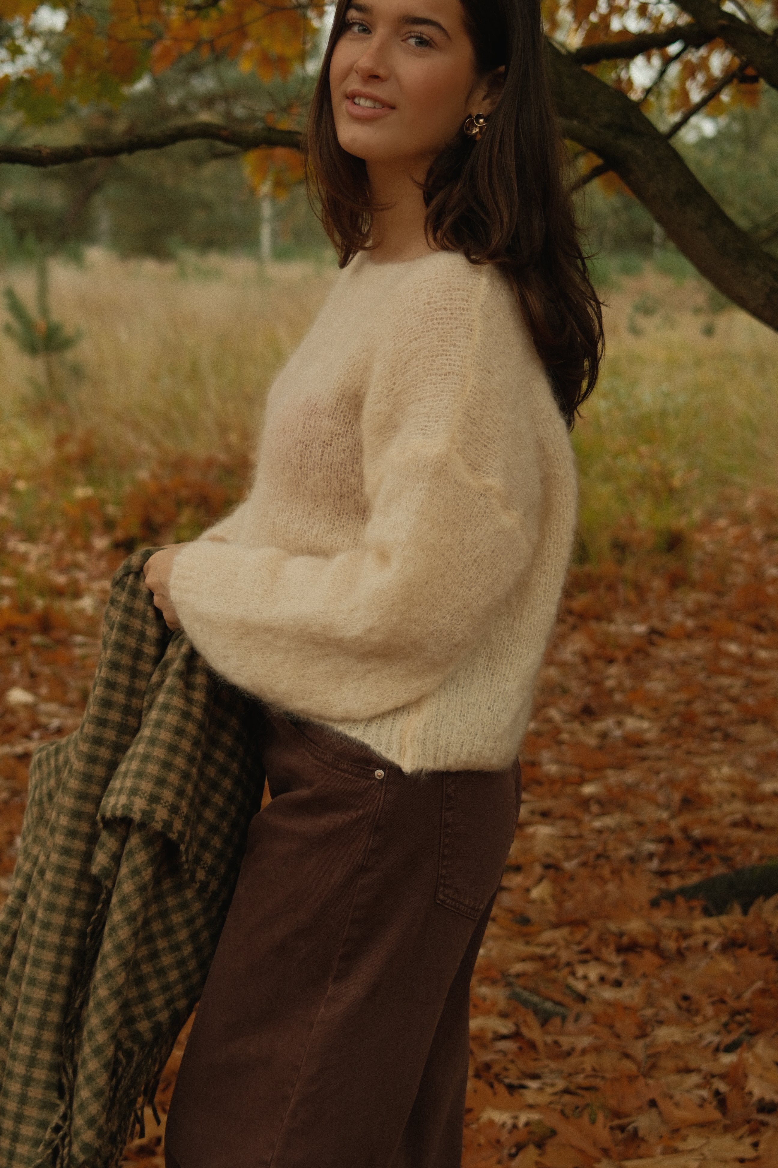 SLOW MORNING MOHAIR KNIT BEIGE - Image 3